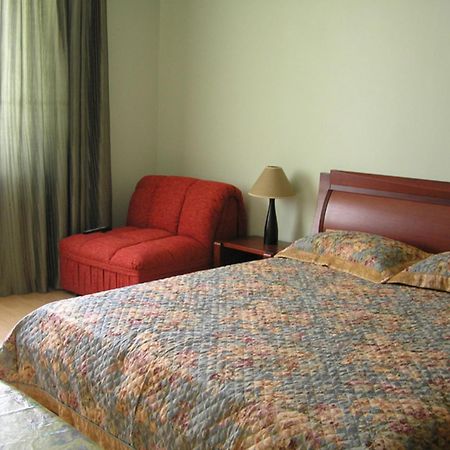 Comfortel Aparthotel Одесса Экстерьер фото