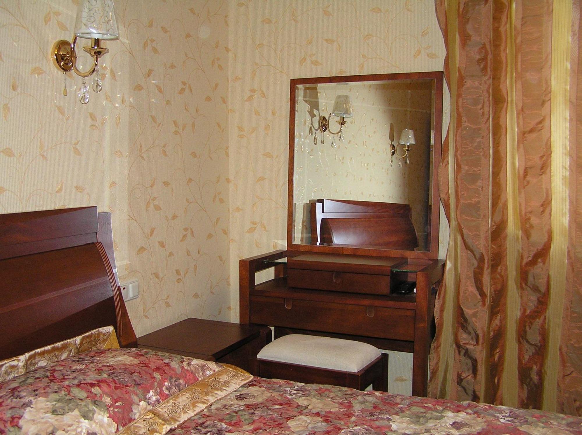 Comfortel Aparthotel Одесса Экстерьер фото